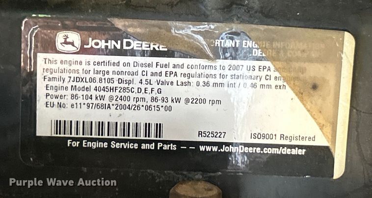 image for item EK4787 2008 Vermeer BC1800XL wood chipper