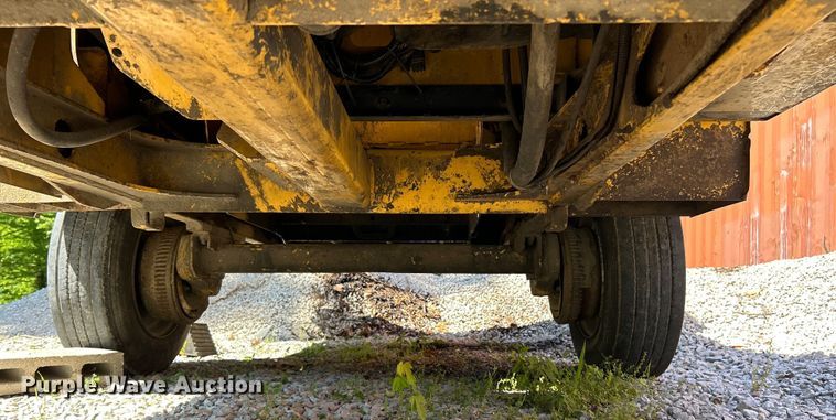 image for item EK4787 2008 Vermeer BC1800XL wood chipper