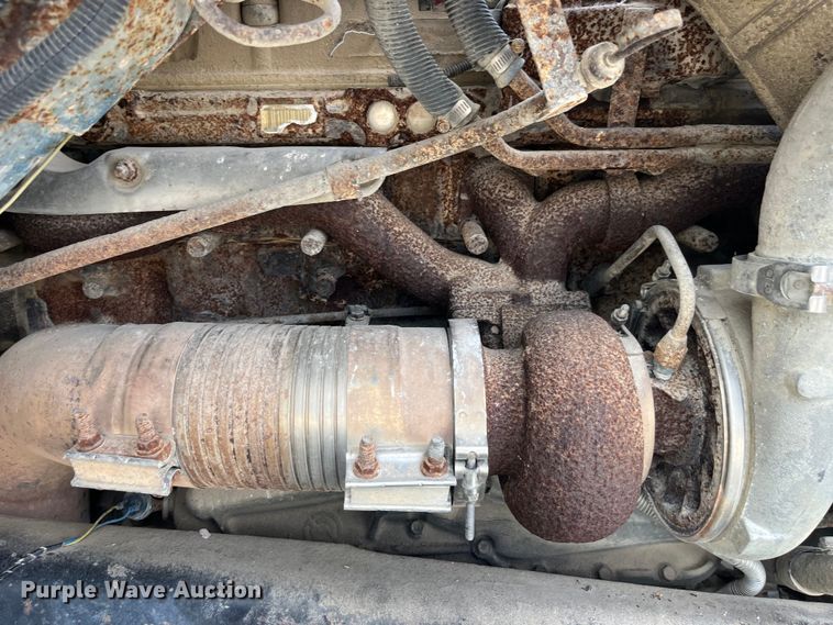 image for item EK8587 1995 Ford LTS9000 vacuum truck