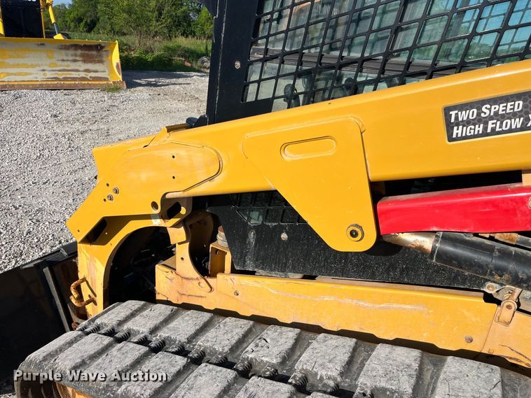 image for item EK8667 2019 Caterpillar  279D3 tracked skid steer loader