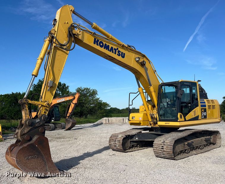 image for item EK8668 2019 Komatsu PC210LC-11 excavator