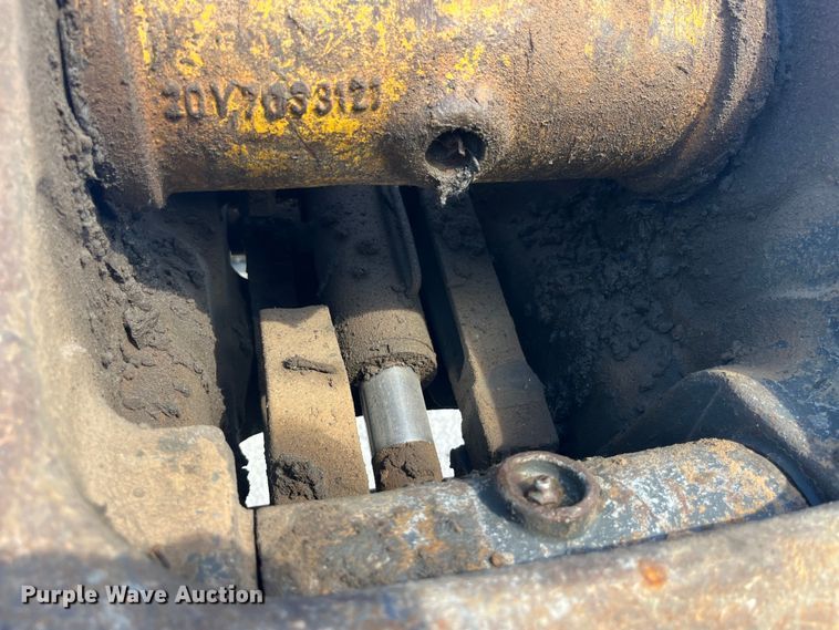 image for item EK8668 2019 Komatsu PC210LC-11 excavator