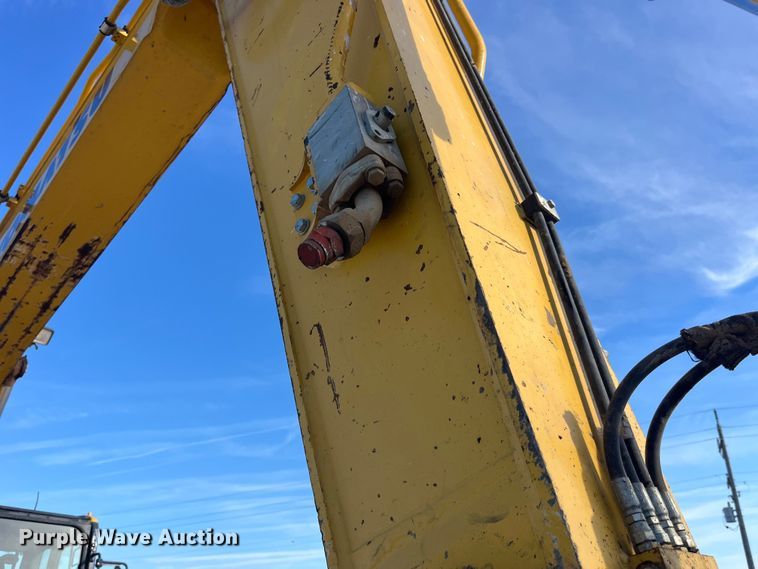 image for item EK8668 2019 Komatsu PC210LC-11 excavator