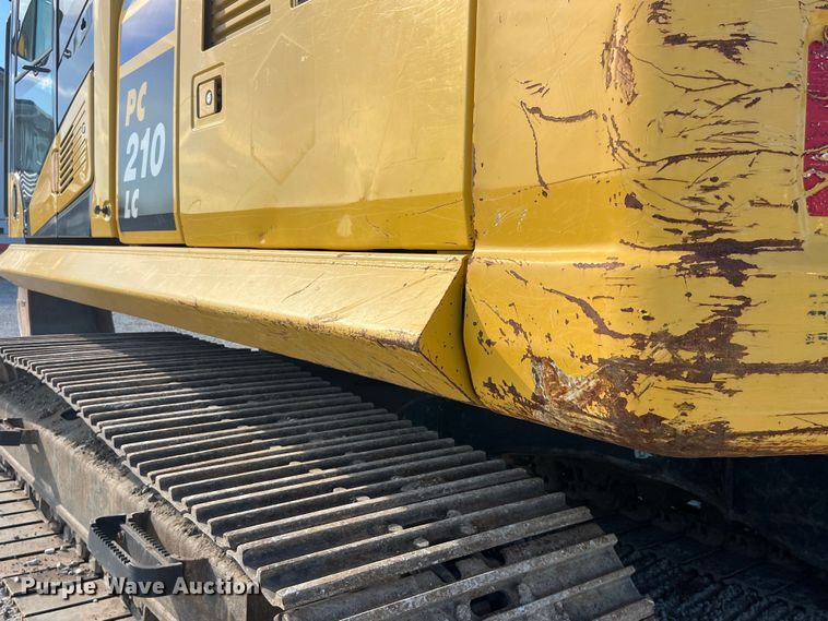 image for item EK8668 2019 Komatsu PC210LC-11 excavator