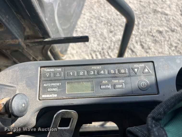 image for item EK8668 2019 Komatsu PC210LC-11 excavator