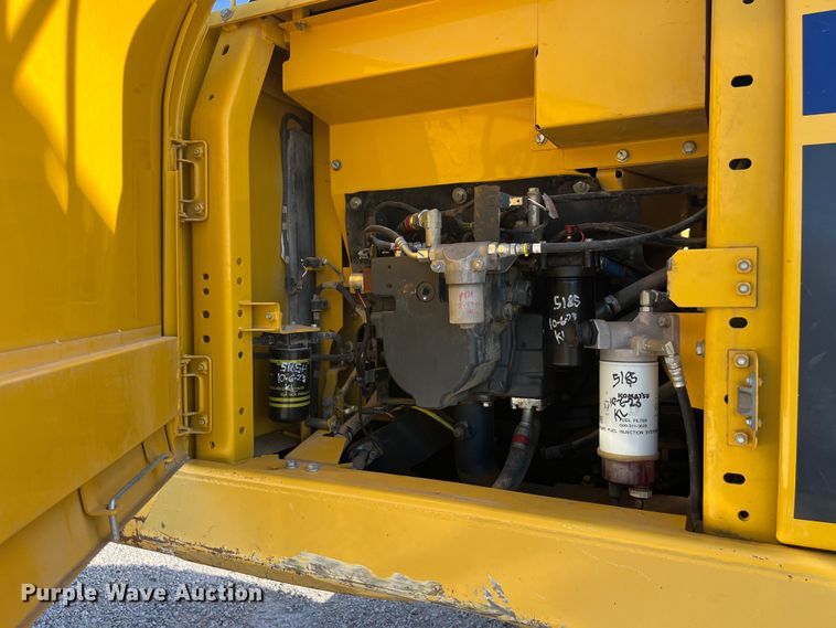 image for item EK8668 2019 Komatsu PC210LC-11 excavator