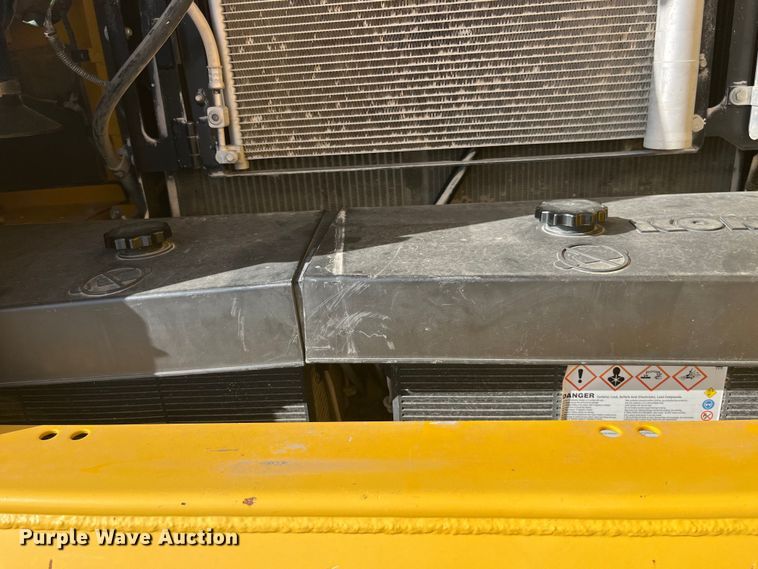 image for item EK8668 2019 Komatsu PC210LC-11 excavator