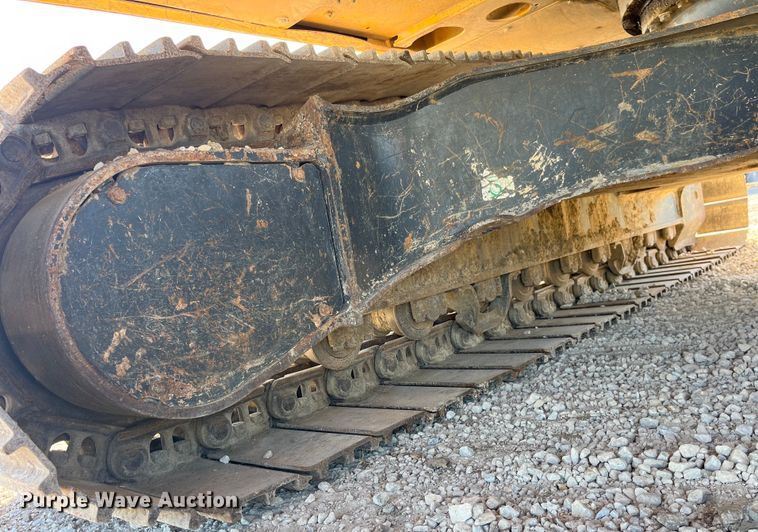 image for item EK8668 2019 Komatsu PC210LC-11 excavator