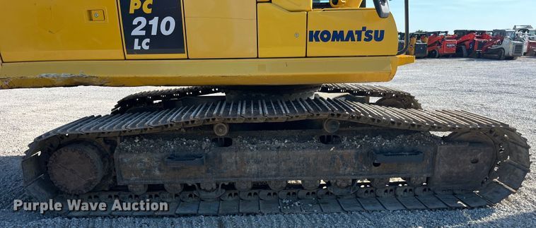 image for item EK8668 2019 Komatsu PC210LC-11 excavator