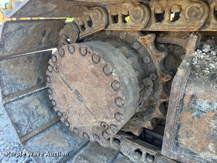 image for item EK8668 2019 Komatsu PC210LC-11 excavator