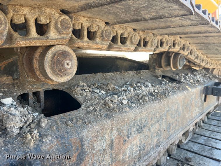 image for item EK8668 2019 Komatsu PC210LC-11 excavator