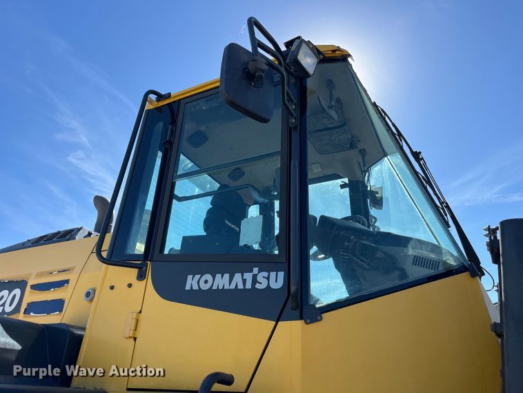 image for item EK8670 2018 Komatsu WA320-8 wheel loader
