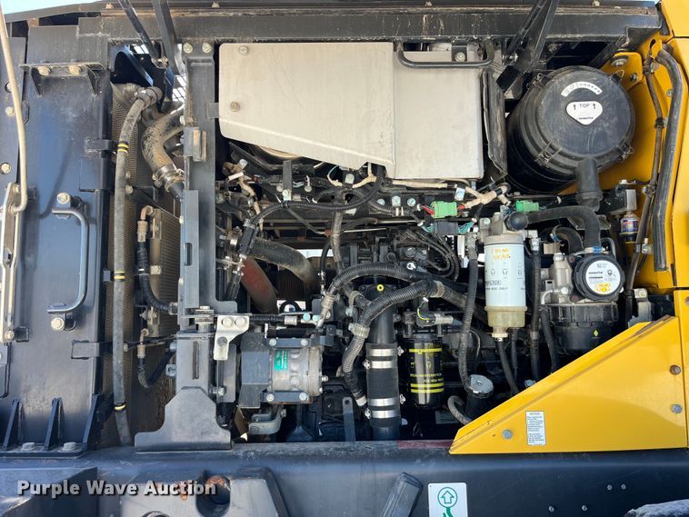 image for item EK8670 2018 Komatsu WA320-8 wheel loader