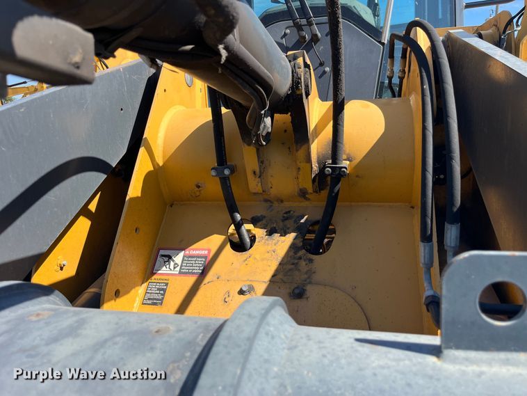 image for item EK8671 2017 John Deere 544K-II wheel loader