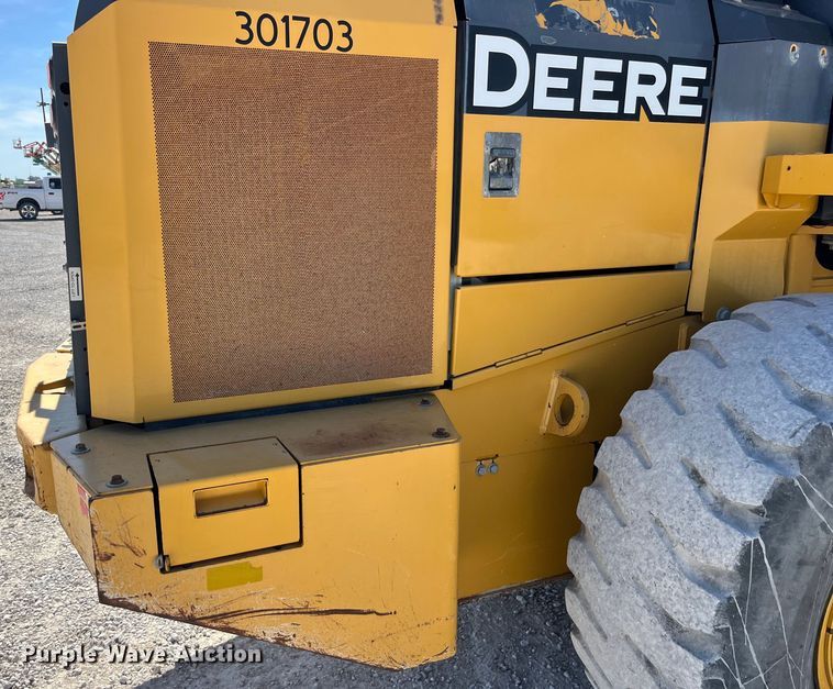 image for item EK8671 2017 John Deere 544K-II wheel loader