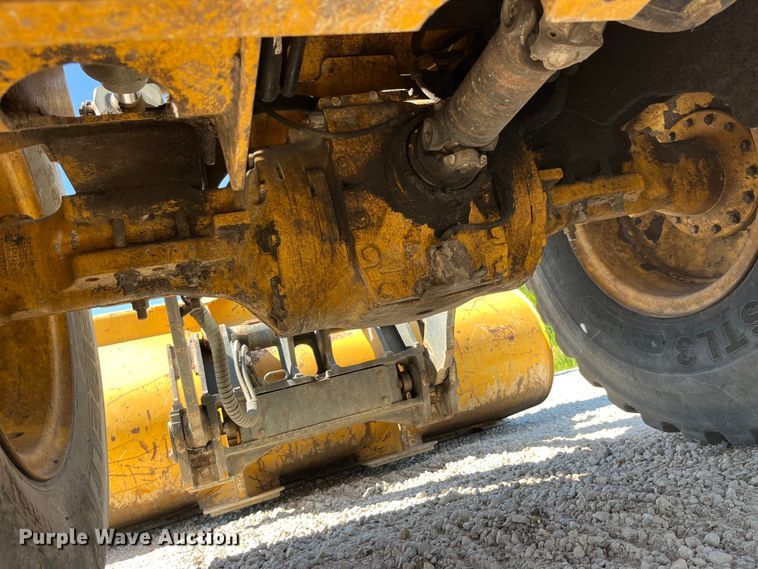 image for item EK8671 2017 John Deere 544K-II wheel loader