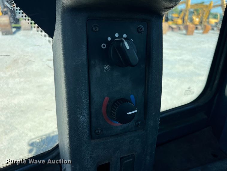 image for item EK8671 2017 John Deere 544K-II wheel loader