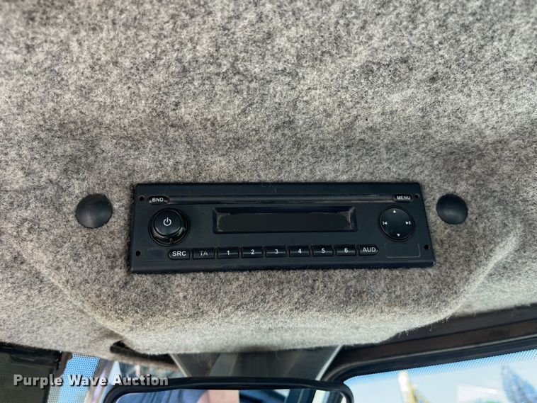 image for item EK8671 2017 John Deere 544K-II wheel loader