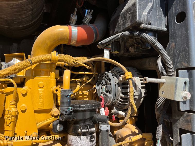 image for item EK8671 2017 John Deere 544K-II wheel loader