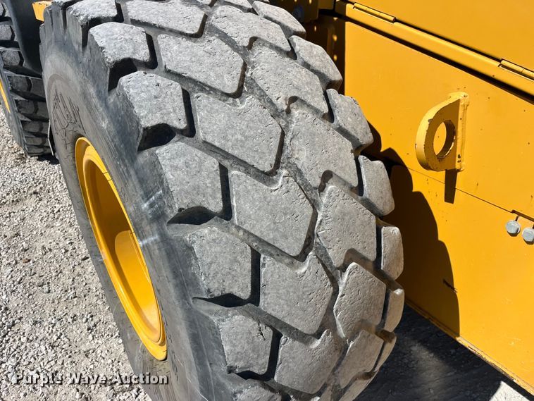 image for item EK8671 2017 John Deere 544K-II wheel loader