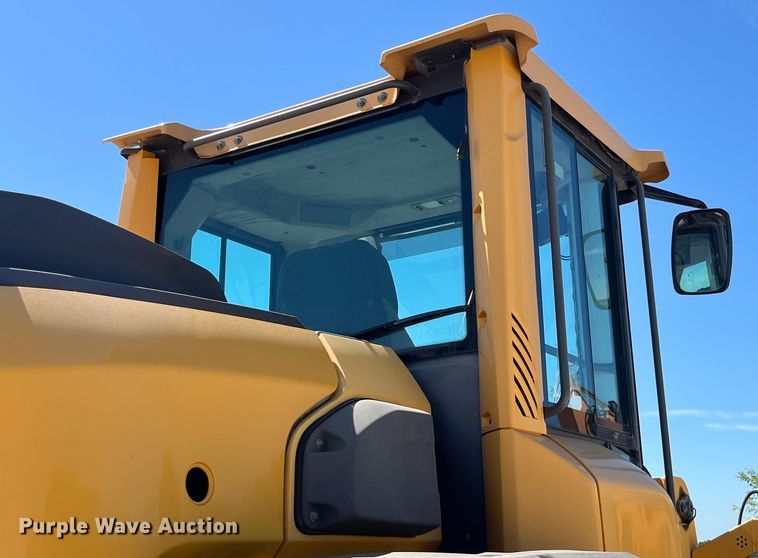 image for item EK8672 2016 Volvo L70H wheel loader