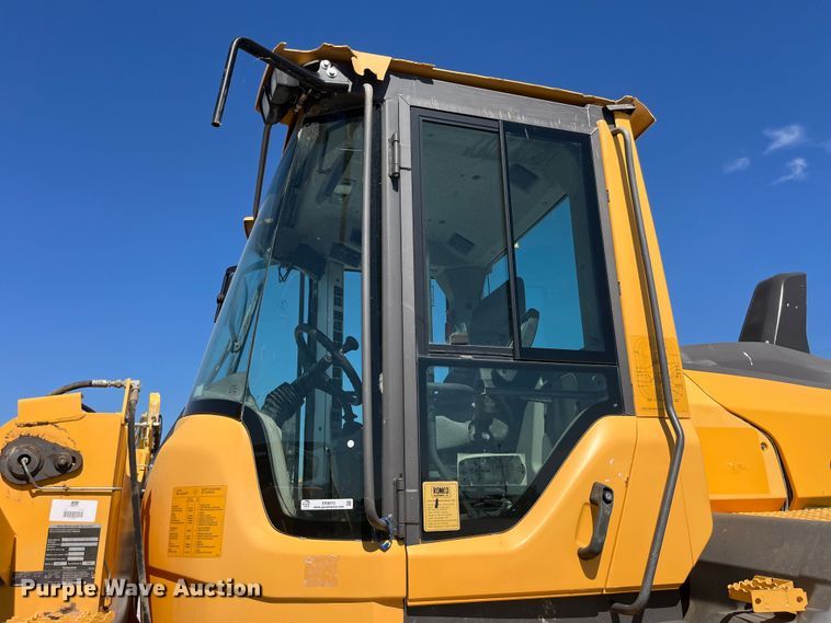 image for item EK8672 2016 Volvo L70H wheel loader