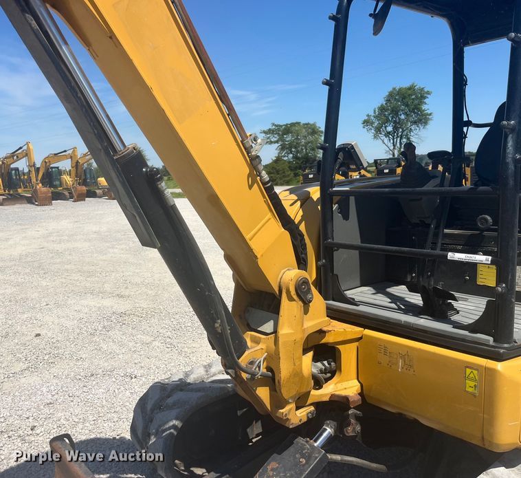 image for item EK8674 2017 Caterpillar  305E2 CR mini excavator