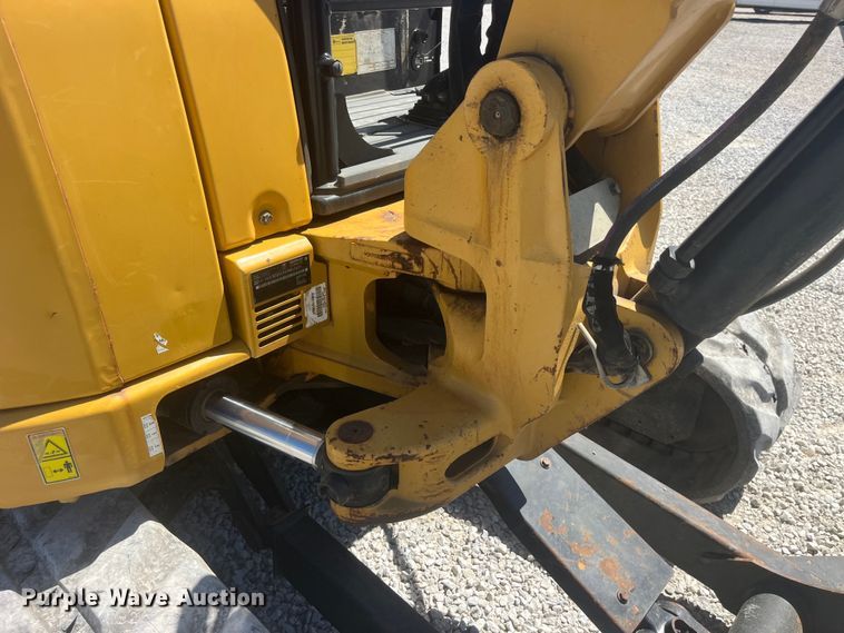 image for item EK8674 2017 Caterpillar  305E2 CR mini excavator