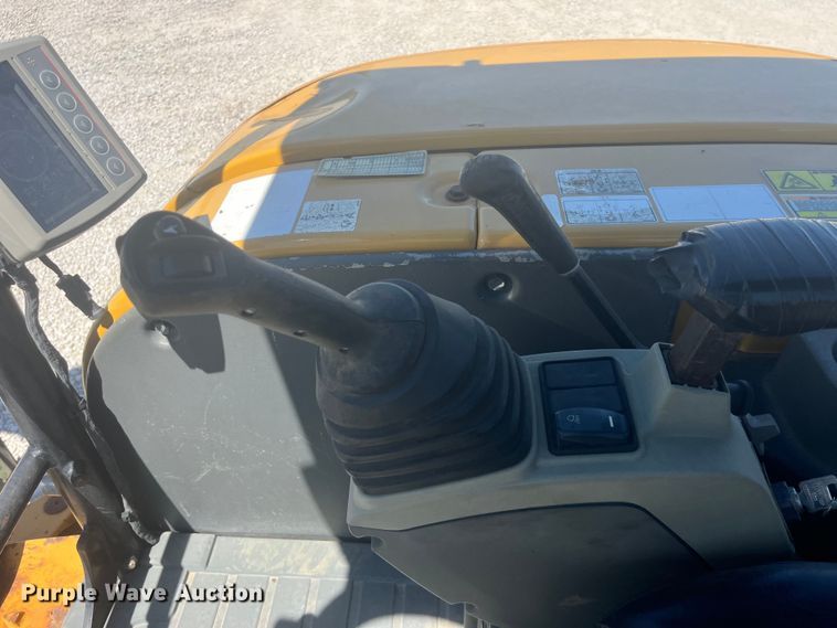 image for item EK8674 2017 Caterpillar  305E2 CR mini excavator