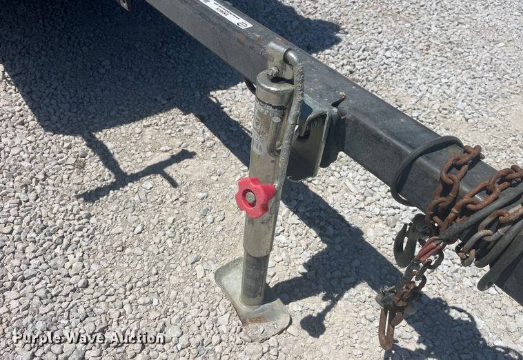 image for item EK8675 Sullair 185D DPQ KU4F air compressor