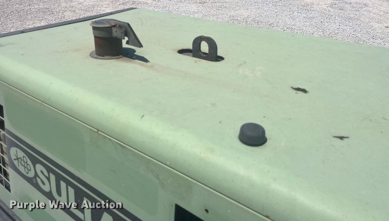 image for item EK8675 Sullair 185D DPQ KU4F air compressor