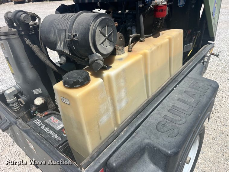 image for item EK8675 Sullair 185D DPQ KU4F air compressor