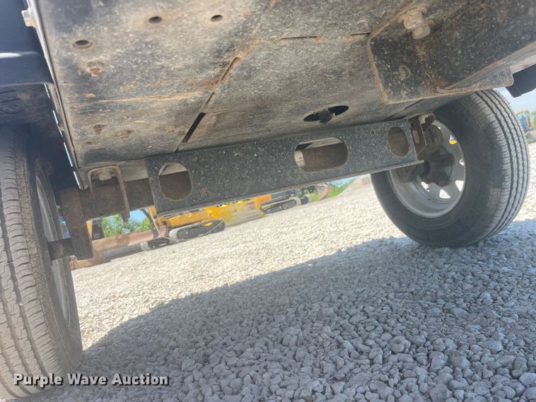 image for item EK8675 Sullair 185D DPQ KU4F air compressor