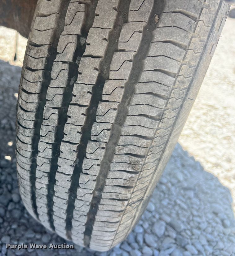 image for item EK8675 Sullair 185D DPQ KU4F air compressor