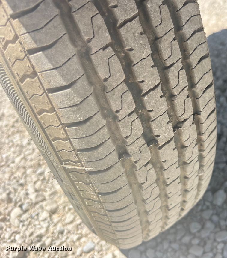 image for item EK8675 Sullair 185D DPQ KU4F air compressor