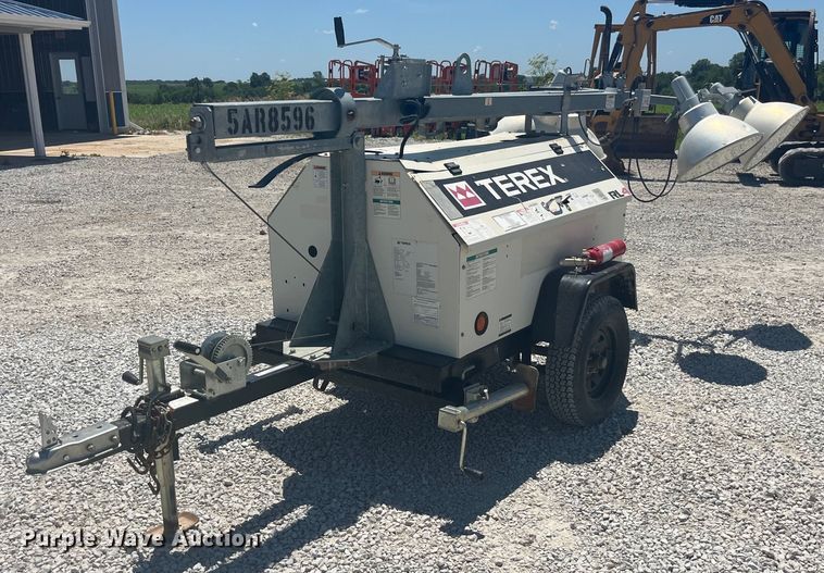 image for item EK8676 2015 Terex RL4 light plant