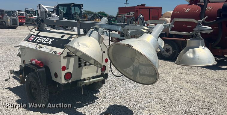 image for item EK8676 2015 Terex RL4 light plant