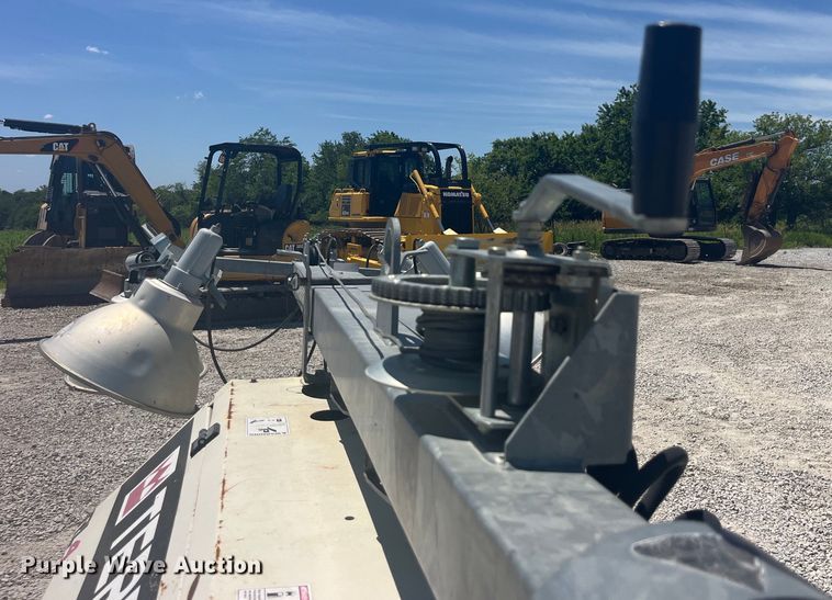 image for item EK8676 2015 Terex RL4 light plant