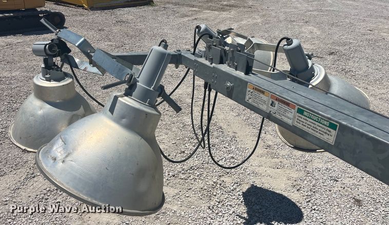 image for item EK8676 2015 Terex RL4 light plant