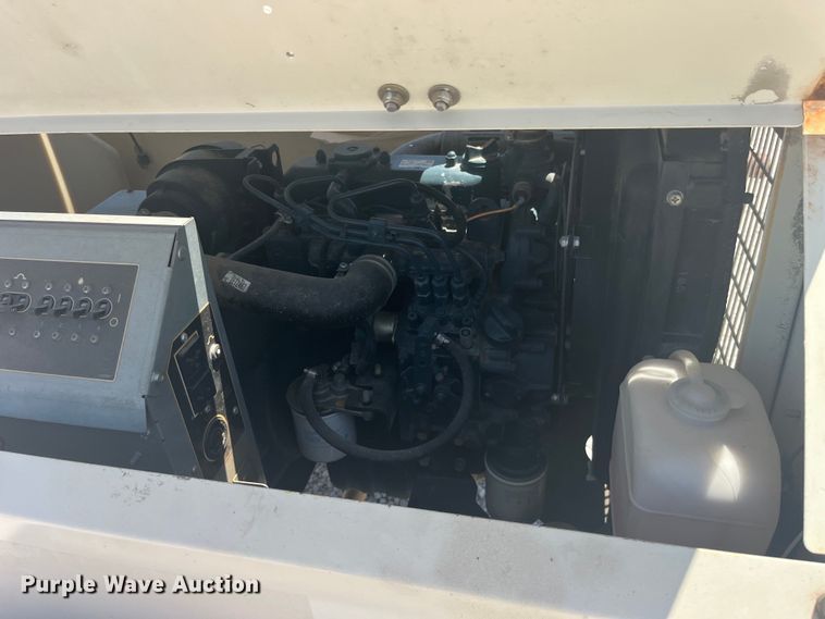 image for item EK8676 2015 Terex RL4 light plant