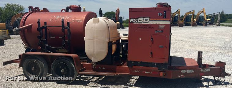 image for item EK8677 2006 Ditch Witch FX60 vacuum excavator