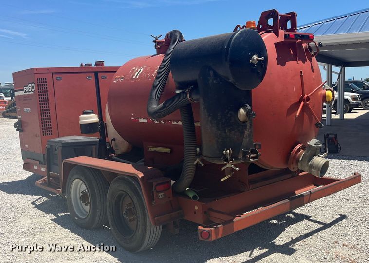 image for item EK8677 2006 Ditch Witch FX60 vacuum excavator