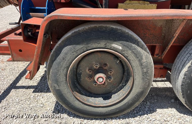 image for item EK8677 2006 Ditch Witch FX60 vacuum excavator