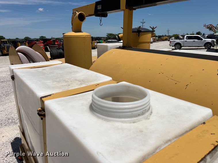 image for item EK8678 2005 Ring-O-Matic 750 Jet Vac vacuum excavator