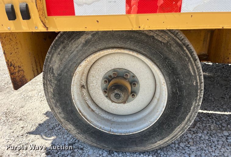 image for item EK8678 2005 Ring-O-Matic 750 Jet Vac vacuum excavator