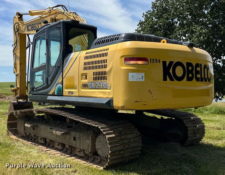 image for item EK8679 2019 Kobelco SK210LC-10 excavator