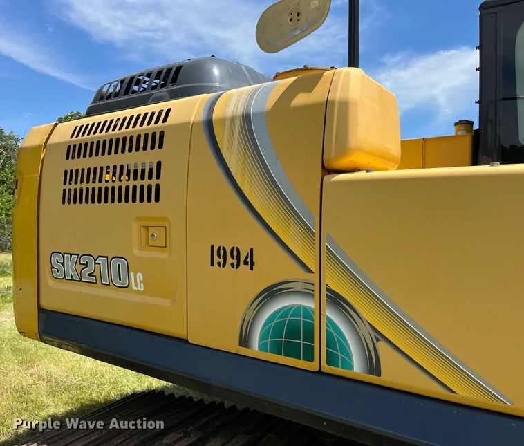 image for item EK8679 2019 Kobelco SK210LC-10 excavator