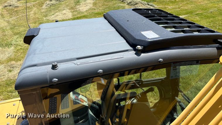 image for item EK8679 2019 Kobelco SK210LC-10 excavator