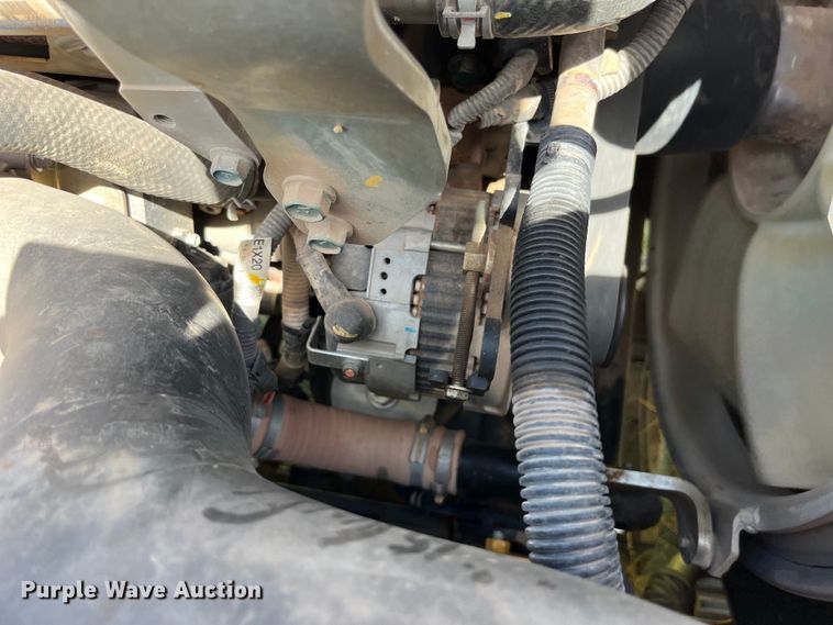 image for item EK8679 2019 Kobelco SK210LC-10 excavator