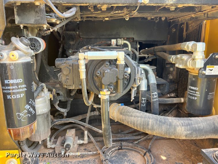 image for item EK8679 2019 Kobelco SK210LC-10 excavator